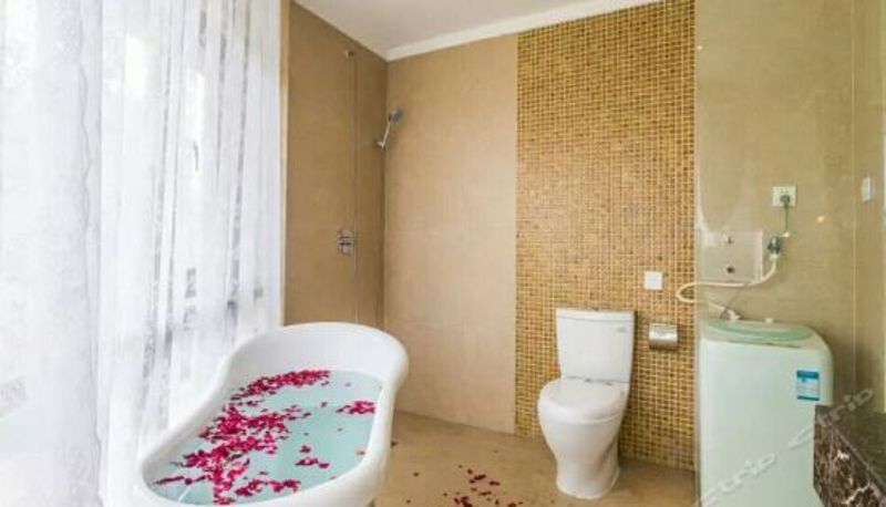 Suite - Kongbai Zaowu River-view Holiday Hotel