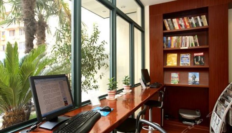Reception - Kunyi Boutique Hotel (Pingliang Xinmin Road)