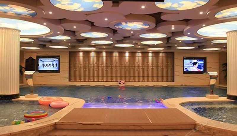 Recepción - Dihe Holiday Hotel