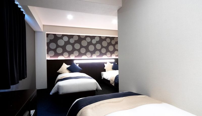 Tripla - Marutamachi Crystal Hotel