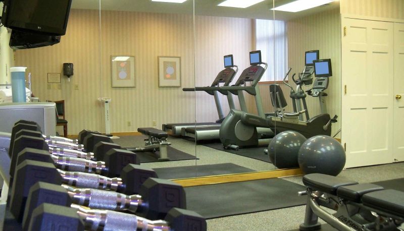 Sağlık ve fitness alanı - A Baymont by Wyndham Tysons Corner Suites