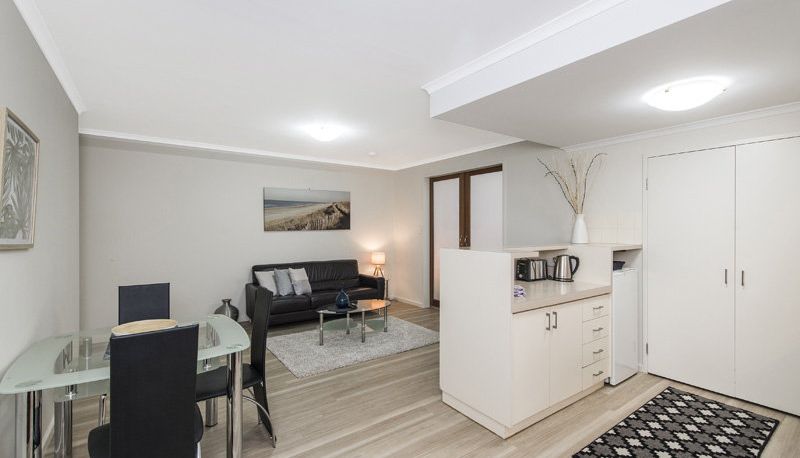 Info - Executive Escapes - Perth West End Apartment 601