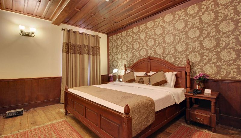 Info - Nainital Hotel Chevron Fairhavens