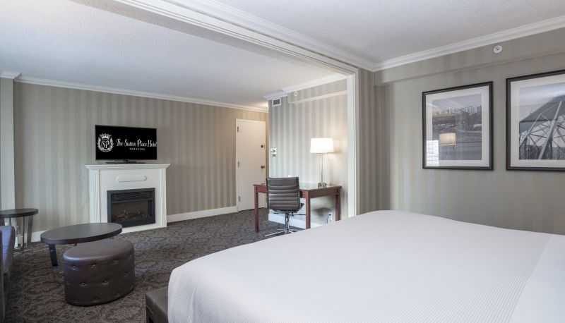 Zimmer - Sandman Signature Edmonton Downtown Hotel