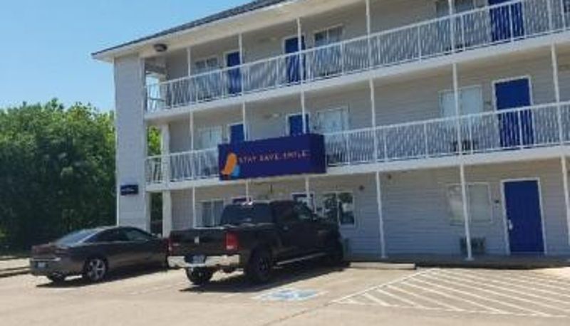 Info - InTown Suites Extended Stay Houston TX - West Oak