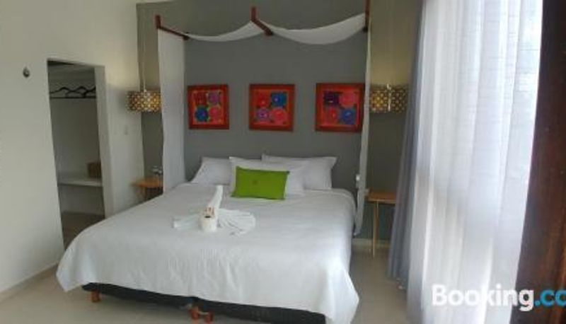 Información - Hotel San Vicente