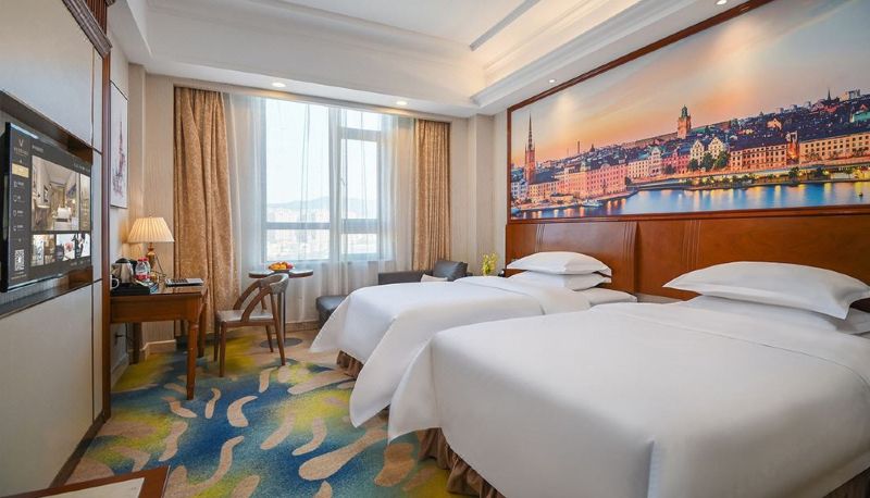 Außenansicht - Vienna International Hotel Shaoguan Baiwang Square Waterside Pavillion