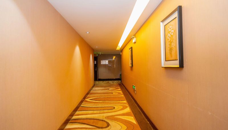 Hotel Außenbreich - Wuchang)  Hubei University Qiao Hill Riverside Holiday Inn (Yangyuan Branch