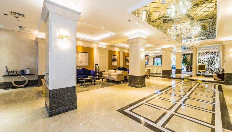 Zewnętrzna część hotelu - Shishi Laiya Wealth Hotel