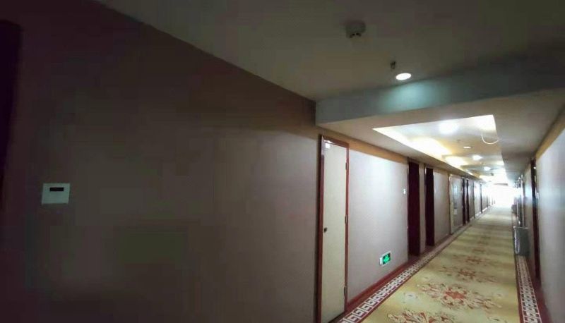 Zona exterior del hotel - Delong Business Hotel