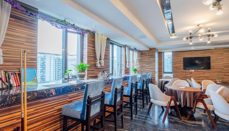Zona exterior del hotel - Chaoman · High Altitude Hotel (Chengdu Jianshe Road East Suburb Memory Square Store)