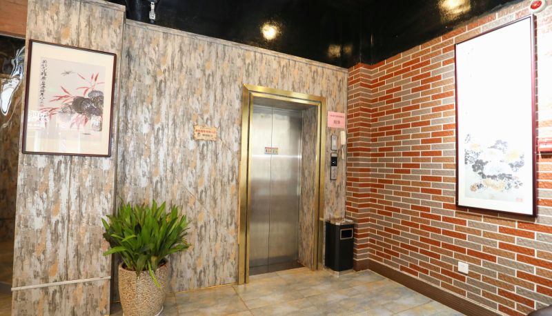 Hotel Außenbreich - Jingxi Holiday Inn (Anji Jiuzhou Changshuo Plaza Store)