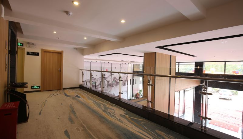 Hotel Außenbreich - Lanli Lily Hotel (Yangchun East Lake Store)