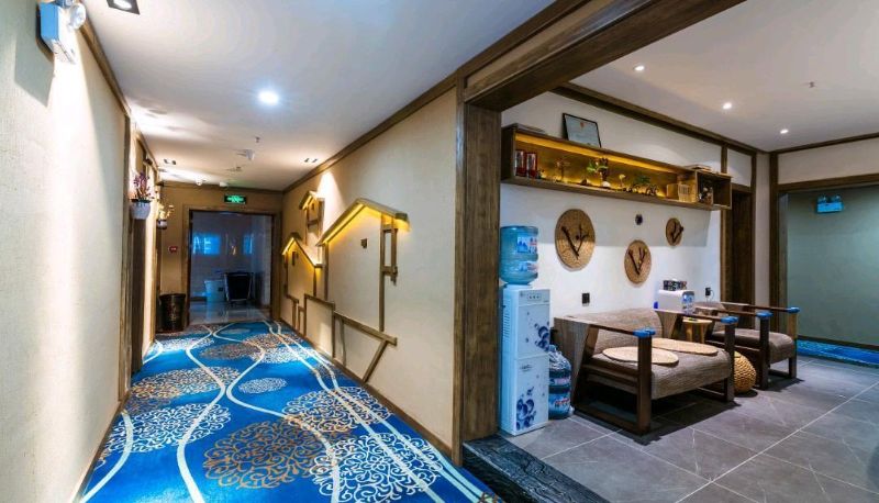Area esterna dell'hotel - Qianyuetao Mingzu Hotel (Orchid Plaza Store in Huaguoyuan)
