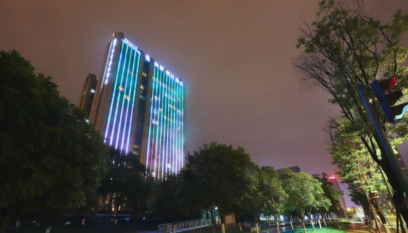 Información - Yixi · Magic Moon High Altitude Intelligent Design Hotel (South Railway Station Store)