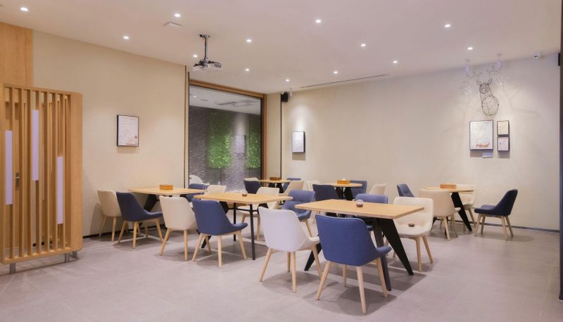 Area esterna dell'hotel - Shuangying Hotel (Zhuhai Mingzhu Station Branch)