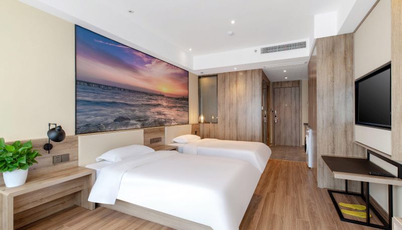 Zimmer - Shore Cinema Apartment (University City Store)
