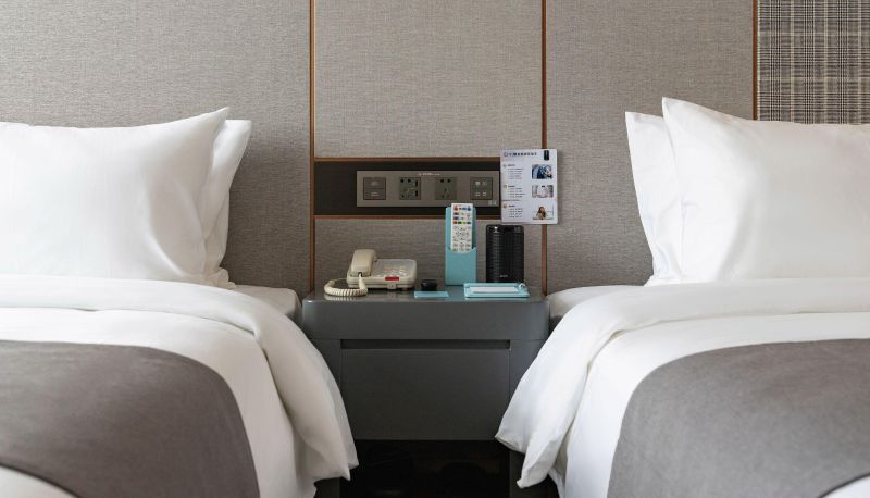 Info - Lanou Hotel (Haikou Provincial Government Sun Moon Duty Free Store)