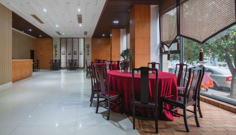 Zona exterior del hotel - Jiyu Tiantai Mountain Hotel (Guoqing Temple Store)