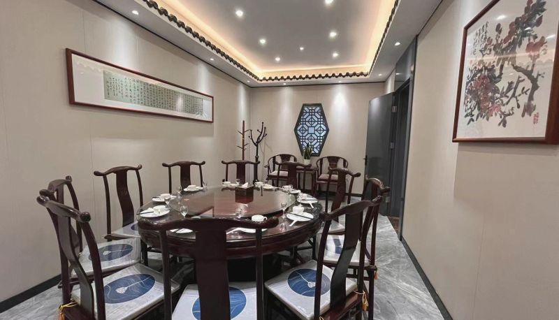 Area esterna dell'hotel - Qiu Guo International Hotel