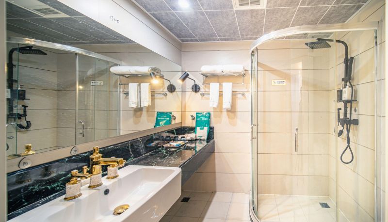 Información - Wei · Love Luxury Hotel (Jianshe Road University of Electronic Science and Technology Store)