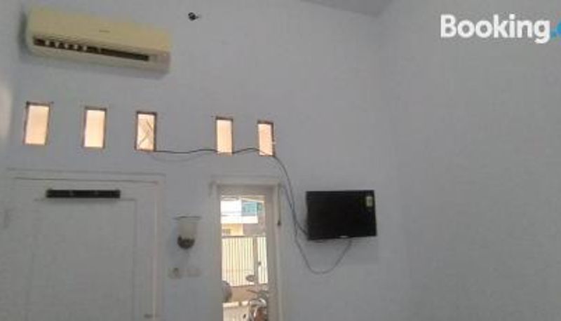 Pokój - RedDoorz Syariah near Transmart Tegal