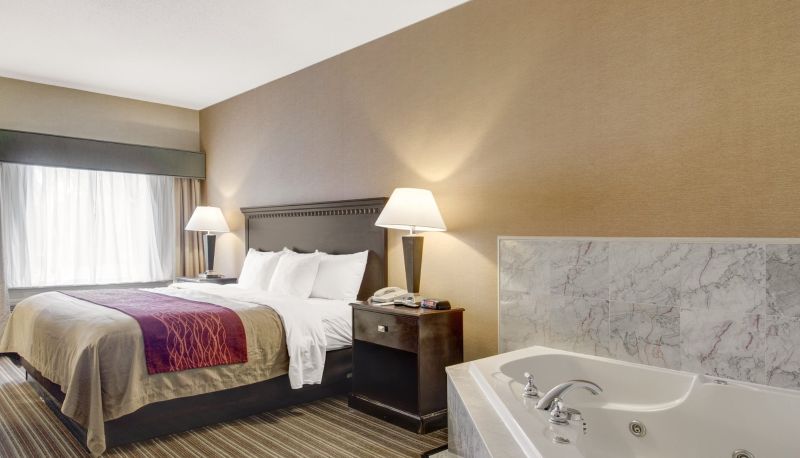 Room - Spark by Hilton Woburn Boston