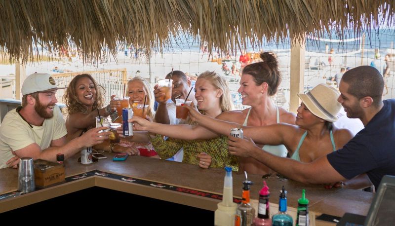 Bar - Holiday Inn Resort BEACH HOUSE