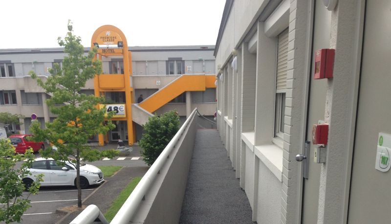 Area esterna dell'hotel - Campanile Nantes Est