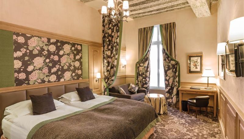 Habitación - La Perle Hotel