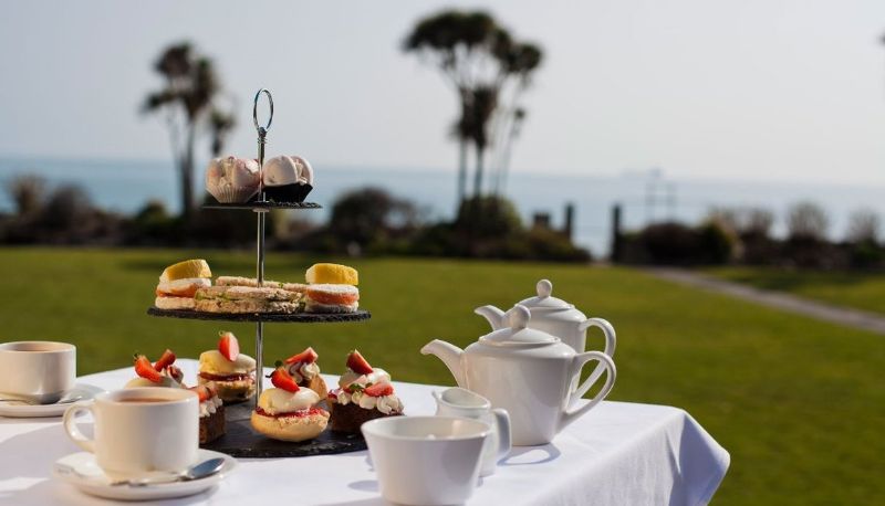 Salón - The Falmouth Hotel