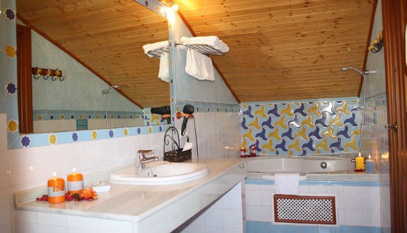 Salle de bain - Abadía Hotel Granada Centro