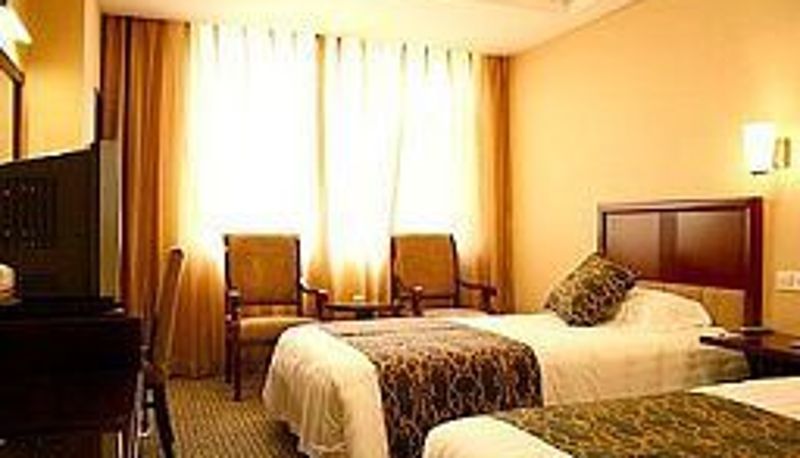 Room - Tian Tian Holiday Hotel