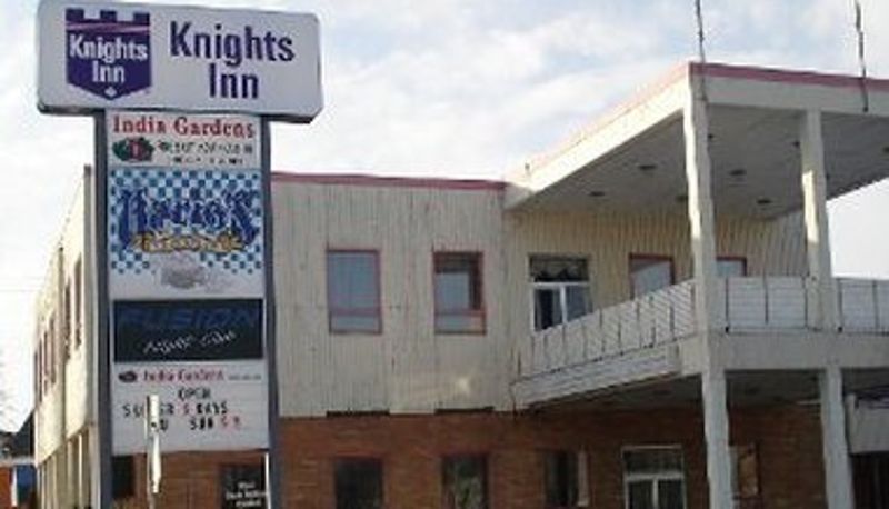 Außenansicht - Canadian Inn