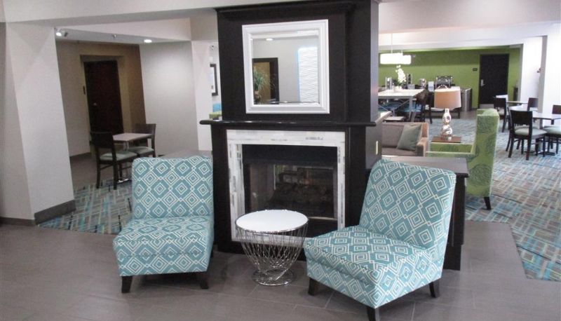Hall - Quality Inn & Suites Burkburnett - Wichita Falls