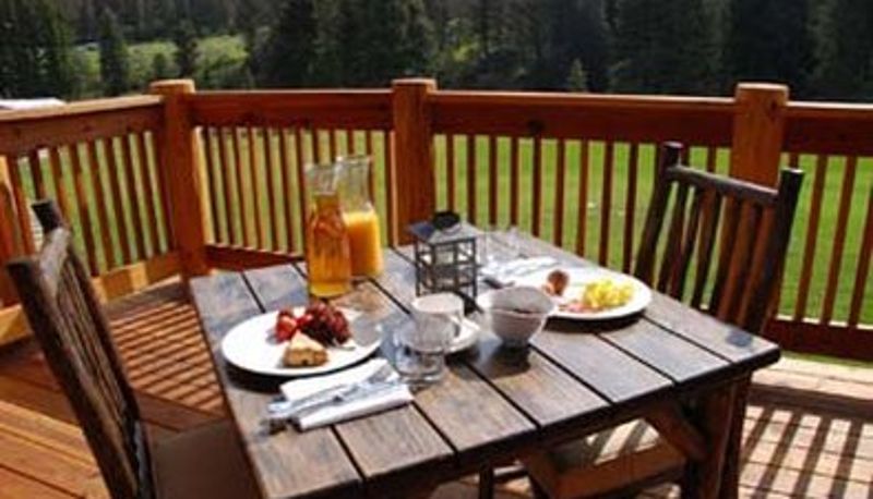 Restaurant - Rainbow Ranch Lodge