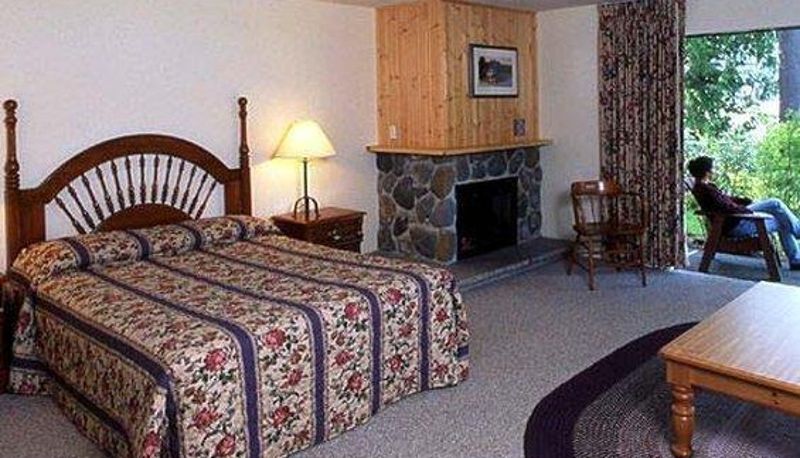 Zimmer - Lake Quinault Lodge