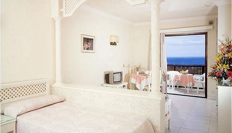 Chambre - Lavaggi Aparthotel