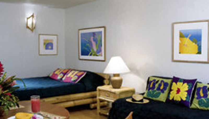 Zimmer - The Mauian - Boutique Beach Studios on Napili Bay