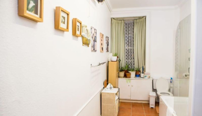 Bathroom - Lyncliff Hotel