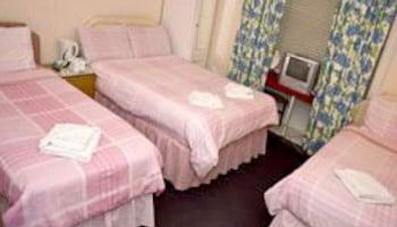 Standard room - Lyncliff Hotel