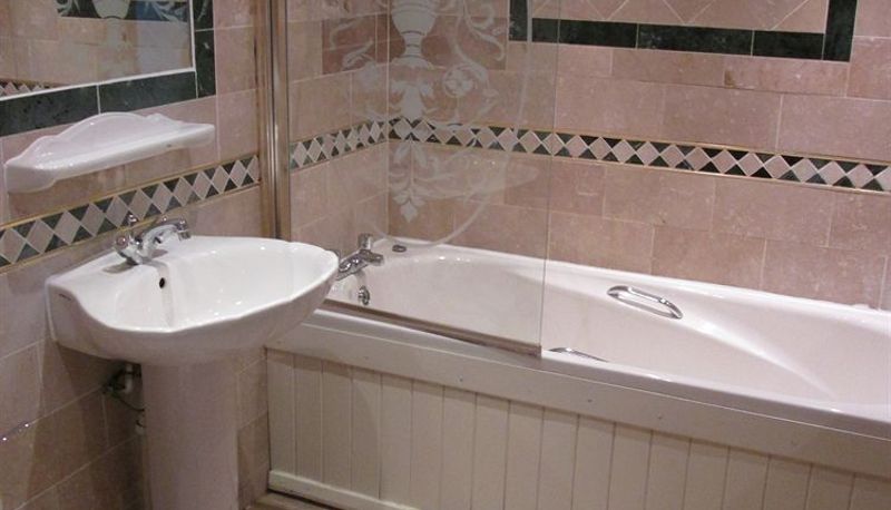 Cuarto de baño - Brompton Hotel