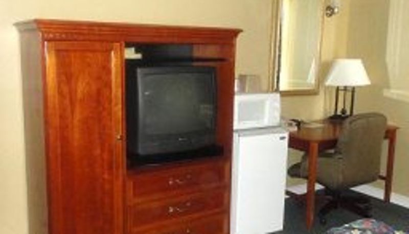 Camera - PRESIDENTIAL INN WEST BRANCH
