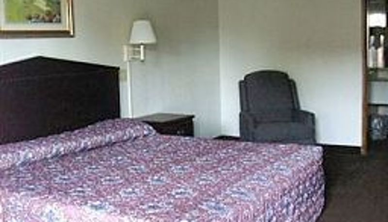 Room - Dorchester Inn