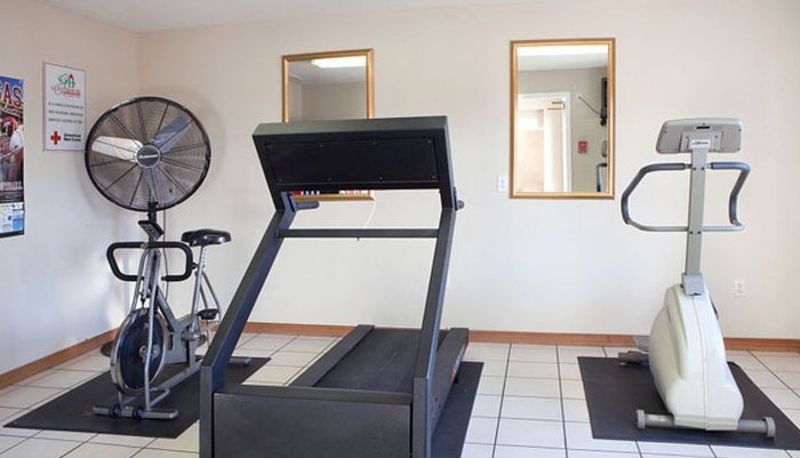 Wellness and fitness area - GuestHouse Inn Fort Smith