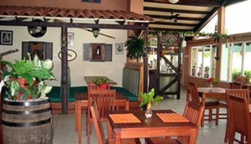 Hall - Blue Waters Inn