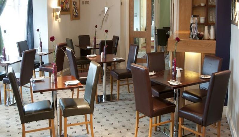 Restaurant - The Queensgate Hotel