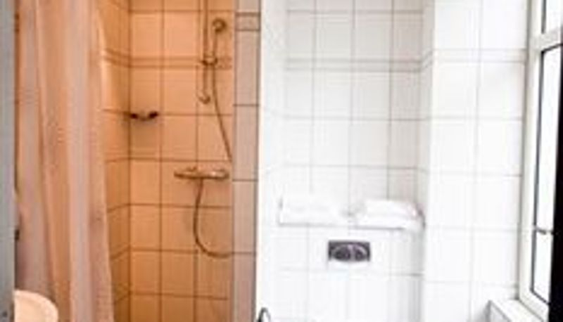 Banyo - Go Hotel Saga