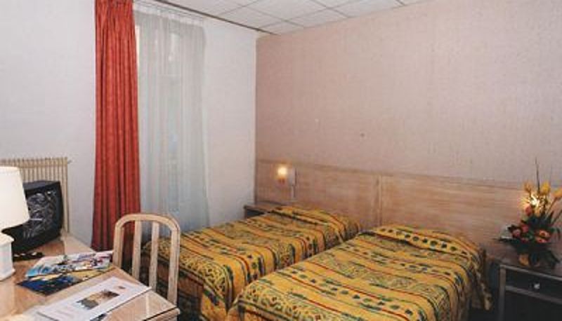 Room - Amaryllis Hotel