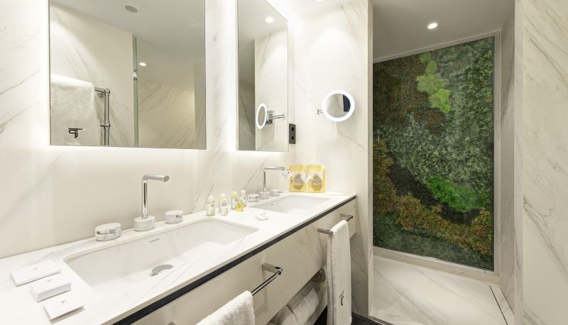 Badkamer - The Pavilions Madrid Hotel